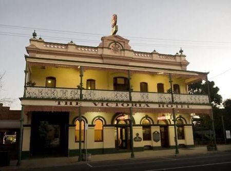 The Victoria Hotel Rutherglen Exteriör bild