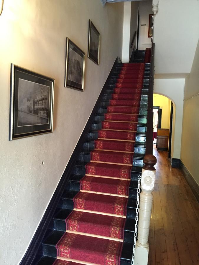 The Victoria Hotel Rutherglen Exteriör bild